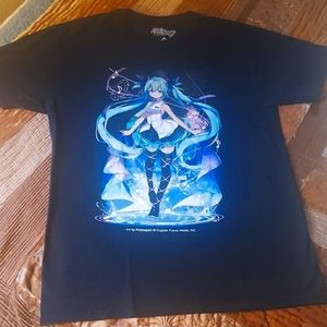 Anime Hatsune miku tee